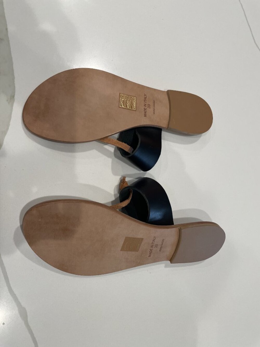 Joie a La Plage Nice slides, flip flops, sandals - Size 39/8.5 - NWOB - Rtl $228 - Picture 4 of 4